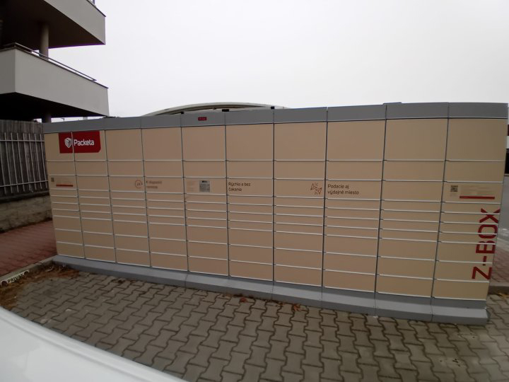 Z-BOX Bratislava, Firmova 12