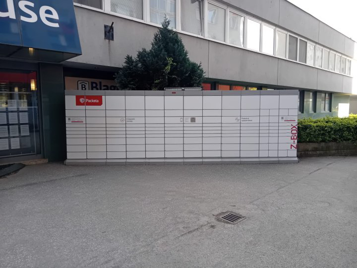 Z-BOX Bratislava, Blagoevova 2671/28 