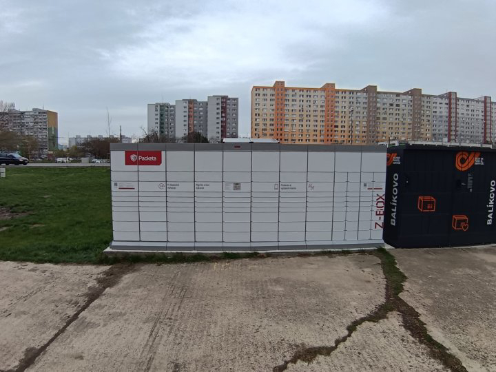 Z-BOX Bratislava, Topoľčianska 22