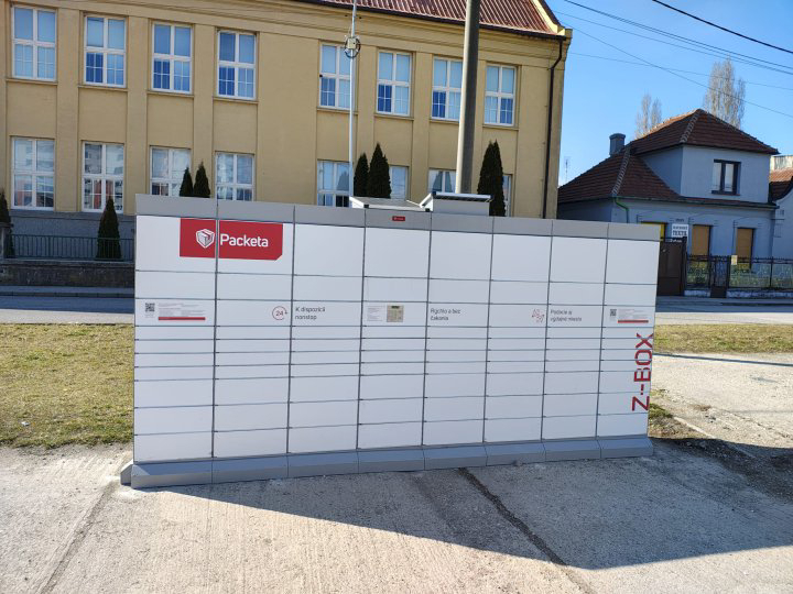 Z-BOX Sereď, Školská 1