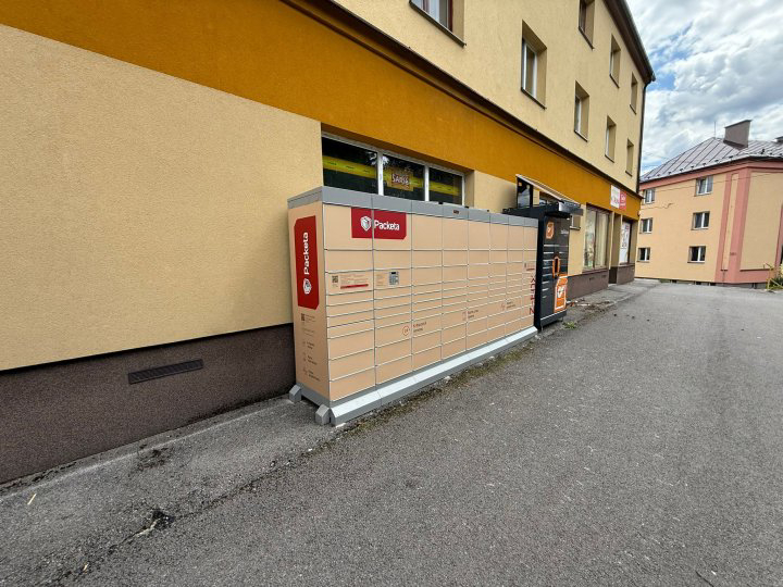 Z-BOX Istebné, Istebné 151