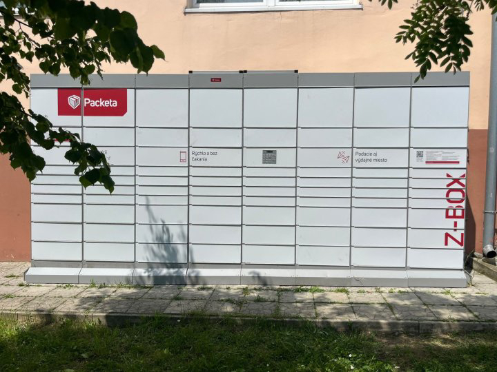 Z-BOX Kamenica, Kamenica 401