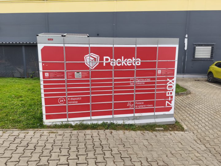 Z-BOX Rožňava, Alej Jána, Pavla Dobšinského 4048/2 (STOP SHOP)