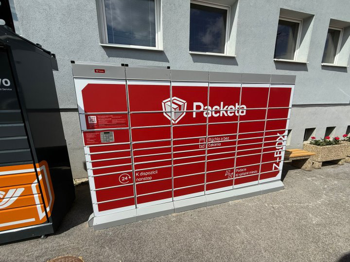 Z-BOX Hrochoť, Nám. A. Sládkoviča 343/1