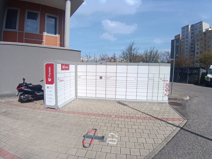 Z-BOX Bratislava, Budatínska 24