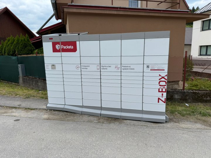 Z-BOX Hlboké nad Váhom, Hlboké nad Váhom 219