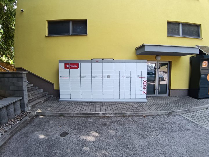 Z-BOX Zavar, Hlavná 8/15