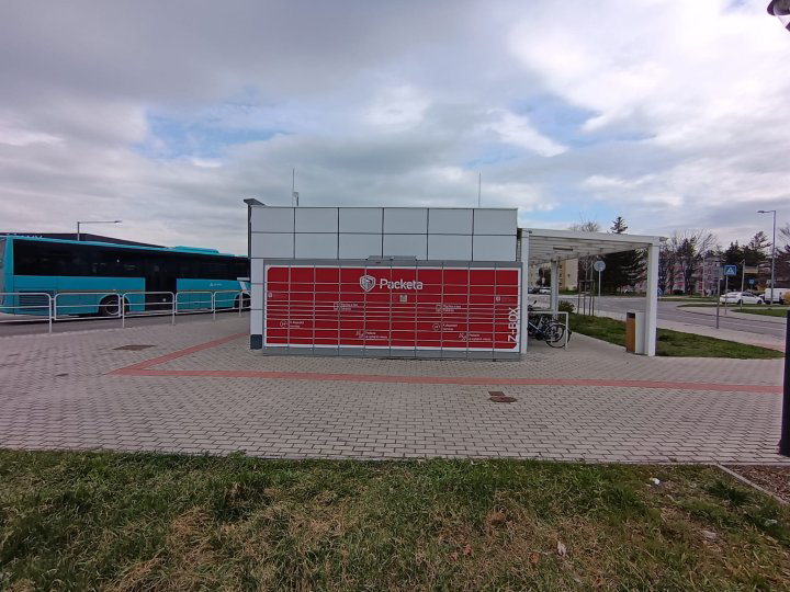 Z-BOX Piešťany, Železničná ulica