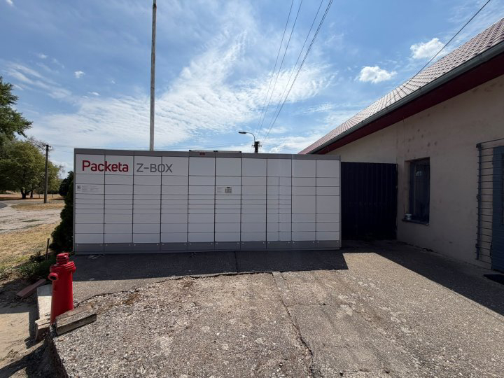 Z-BOX Bajč, Bajč 1111