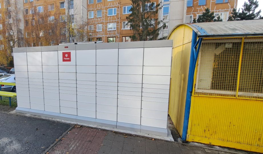 Z-BOX Košice, Ázijská trieda (zastávka Belehradská)