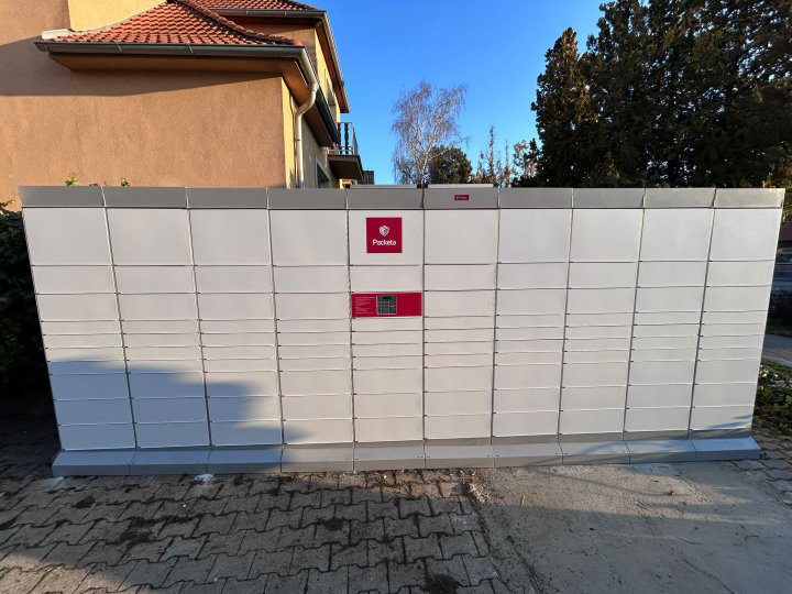 Z-BOX Rovinka, Hlavná 101B