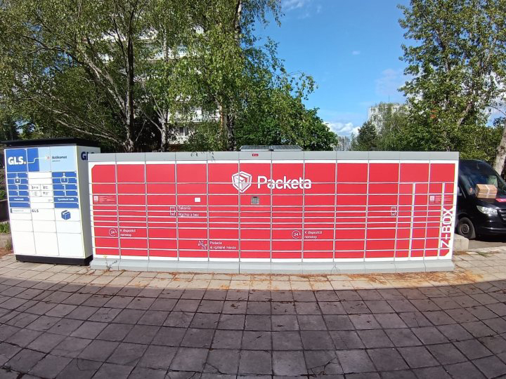 Z-BOX Bratislava, Kadnárova 2538/102