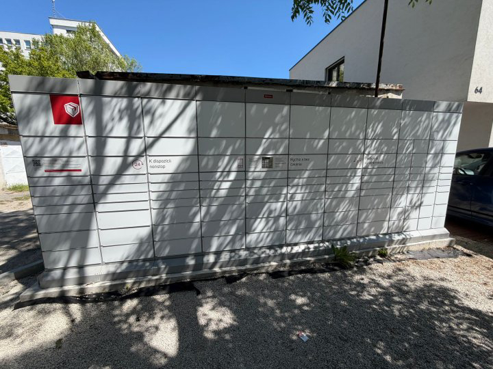 Z-BOX Bratislava, Pluhová 64