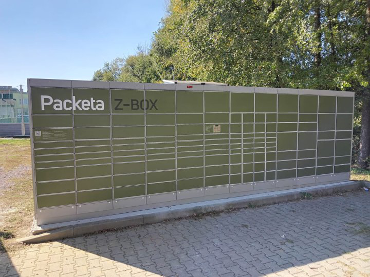 Z-BOX Opatovce nad Nitrou, Opatovce nad Nitrou 370 (športový areál)