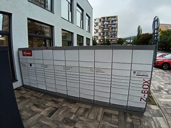 Z-BOX Bratislava, Račianska 77d 