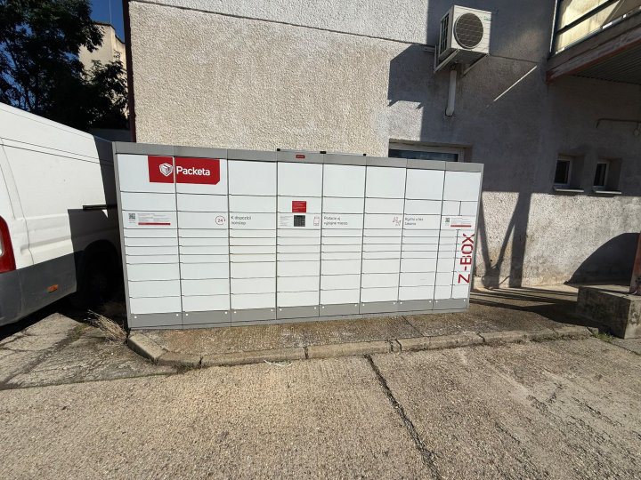 Z-BOX Nováky, Štúrova 101/10 (COOP Jednota)