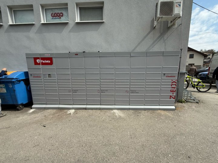 Z-BOX Rosina, Rosina 814 (COOP Jednota)