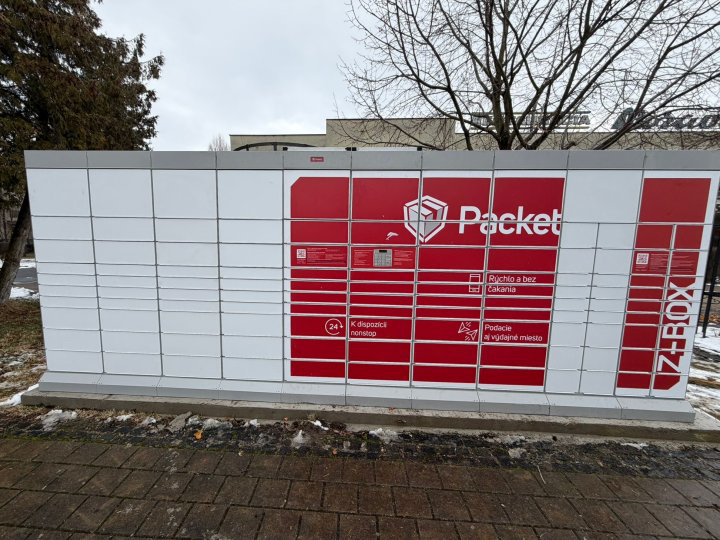 Z-BOX Brodské, Školská 407/6