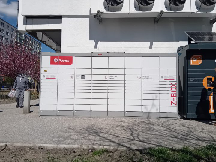 Z-BOX Bratislava, Bučinová 8698