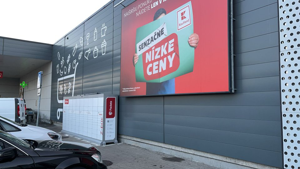 Z-BOX Komárno, Hadovská cesta 3913 (Kaufland)