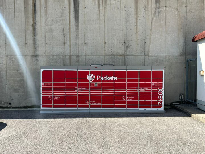 Z-BOX Nová Baňa, Námestie sv. Alžbety 1869/2 (Lidl)