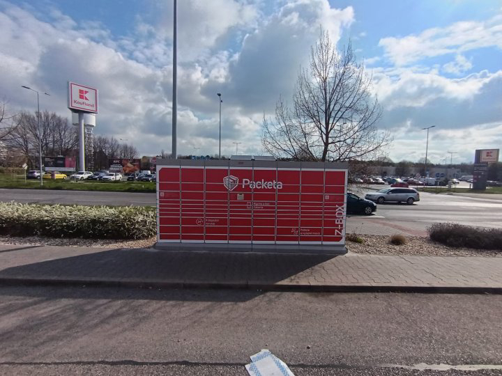 Z-BOX Trnava, Vladimíra Clementisa 41E (Lidl)