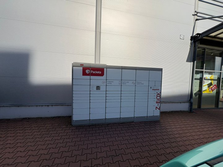 Z-BOX Piešťany, Nikola Teslu 7430/29 (RP City Market)