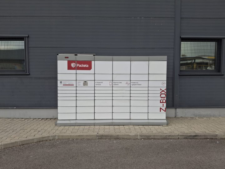 Z-BOX Prievidza, Hornonitrianska cesta 1282/3 (STOP SHOP)