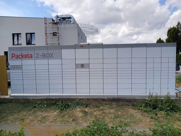 Z-BOX Hlohovec, R. Dilonga 4134/1A
