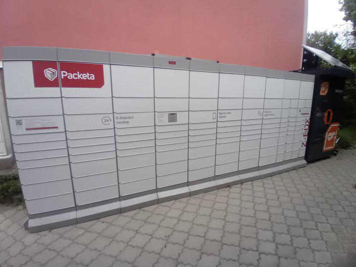 Z-BOX Trnava, Šafárikova 5893/16