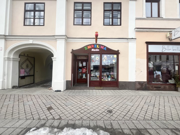 Brezno, Nám. gen. M. R. Štefánika 14