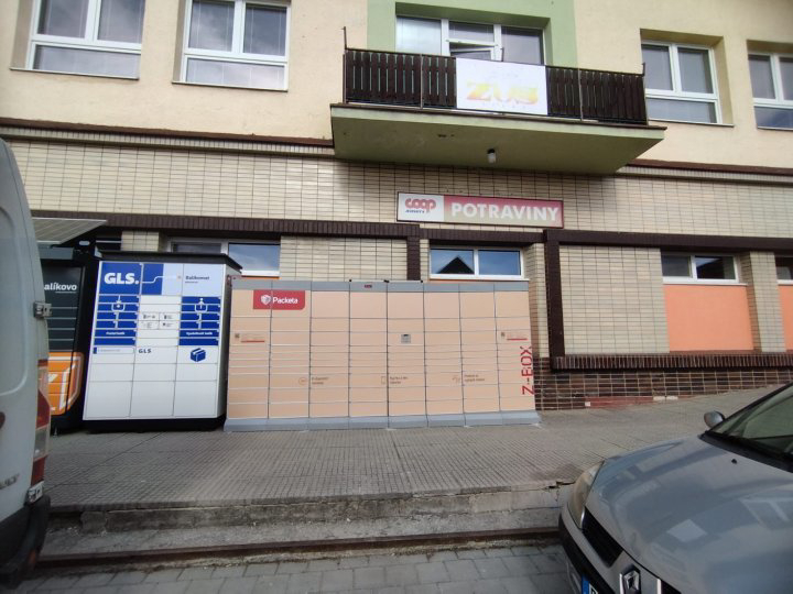 Z-BOX Štrba, Hlavná 143 (COOP Jednota)