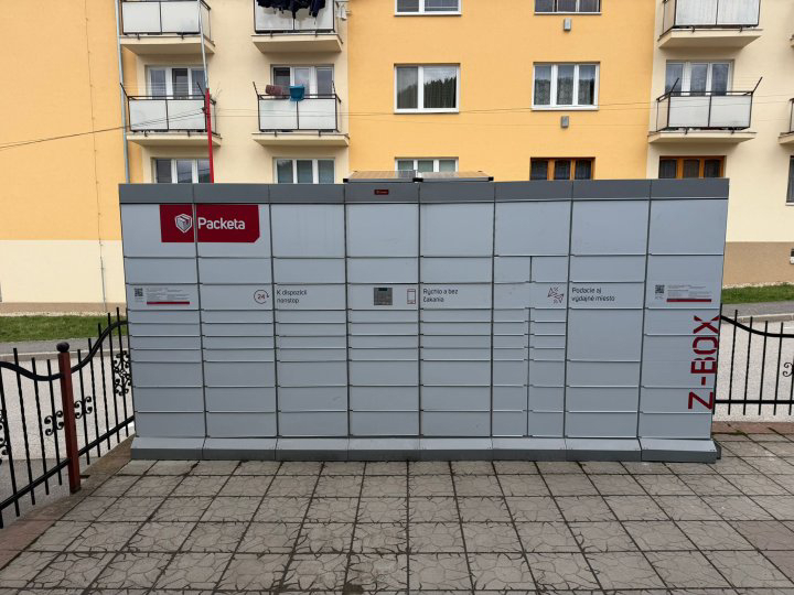 Z-BOX Krompachy, Cintorínska 1077/16