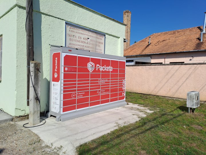 Z-BOX Tvrdošovce, Železničná cesta