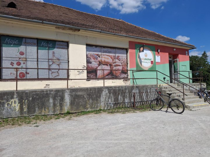 Dolná Krupá, Hlavná 143/60