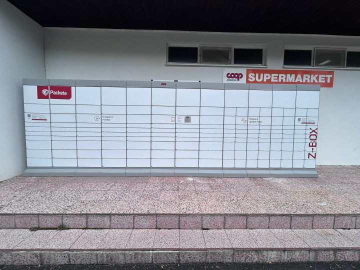 Z-BOX Rohožník, Školské námestie 400/44 (COOP Jednota)