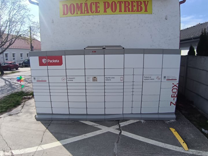 Z-BOX Tomášov, Mierová 401/2