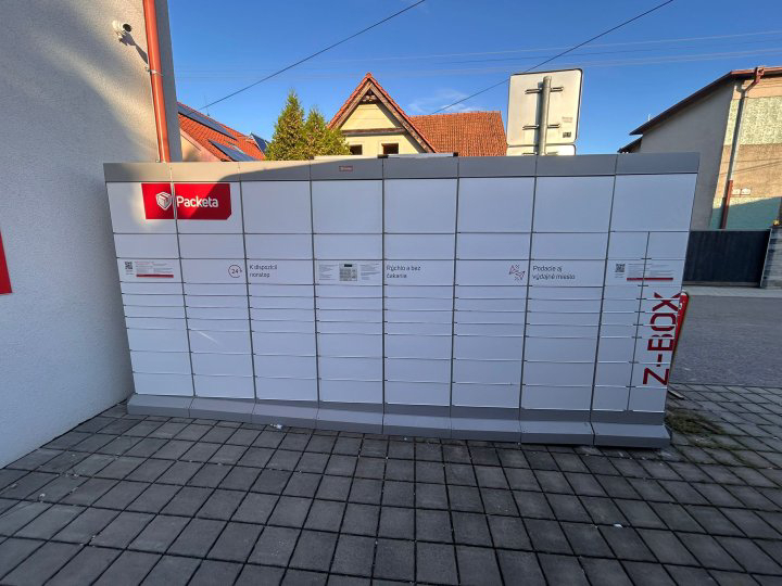 Z-BOX Bratislava, Rošického 3