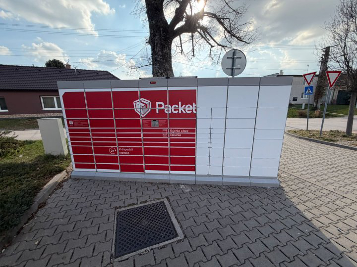 Z-BOX Ružindol, parkovisko pri cintoríne