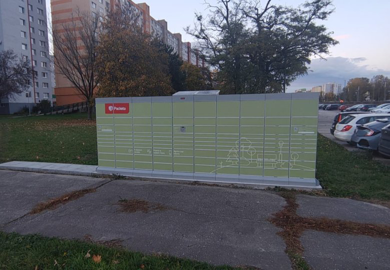 Z-BOX Bratislava, Holíčska