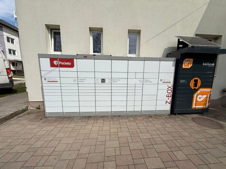 Z-BOX Medzibrod, Námestie hrdinov SNP 1/1