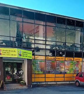 Zlaté Moravce, Sládkovičová 1