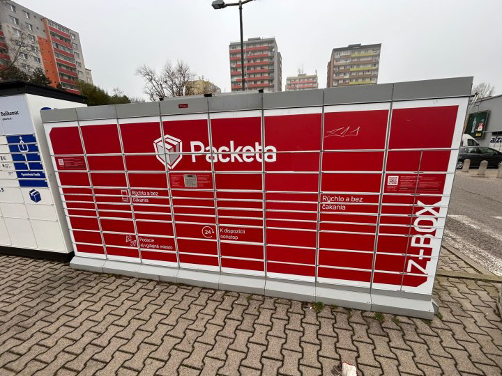 Z-BOX Bratislava, Segnerova 4 (BILLA)