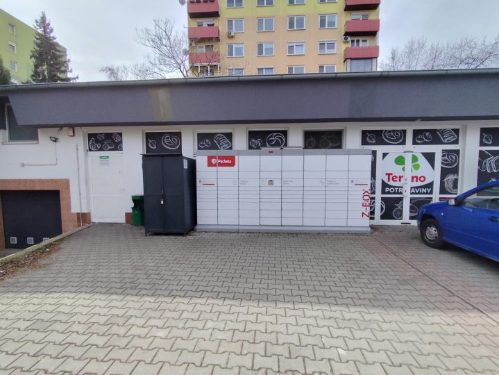 Z-BOX Kolárovo, Tržná 3