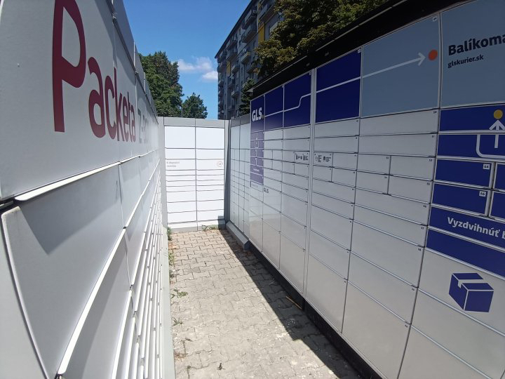 Z-BOX Bratislava, Trenčianska 834/64
