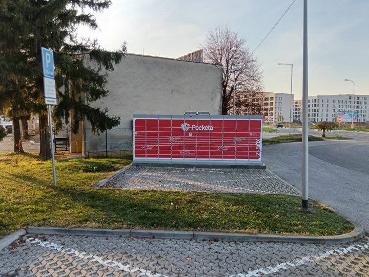 Z-BOX Trnava, Koniarekova 20A