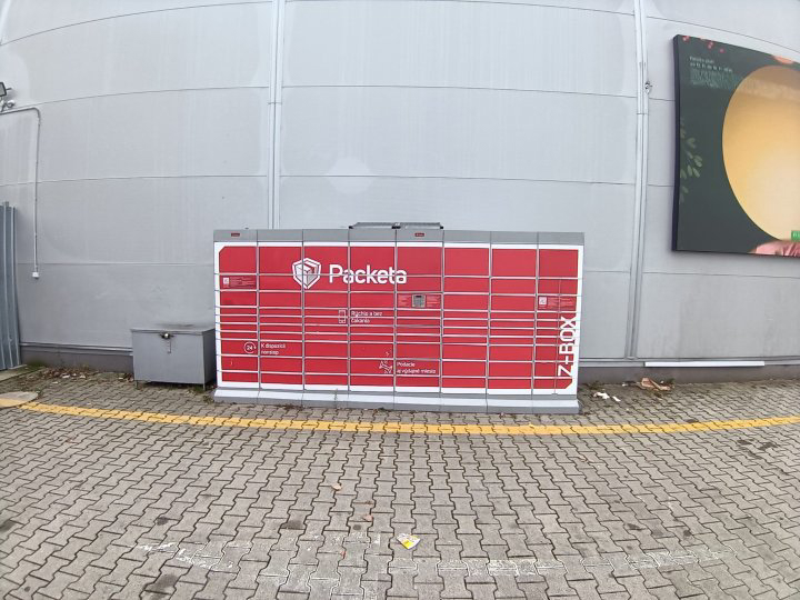 Z-BOX Bratislava, Pri Vápenickom potoku 98 (BILLA)