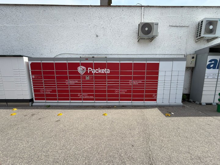 Z-BOX Bratislava, Rádiová 48