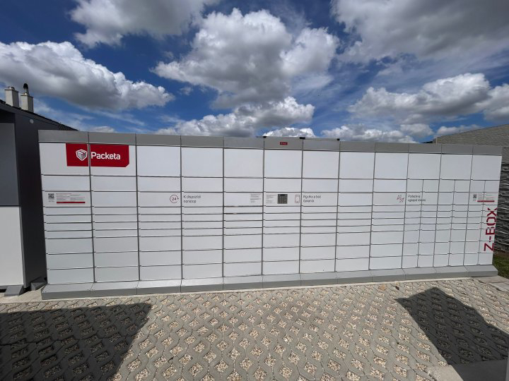 Z-BOX Miloslavov, Obchodná 1999/1 (OC Miloslavov)
