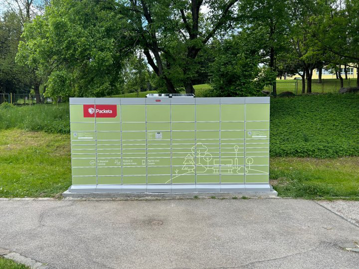 Z-BOX Banská Bystrica, Trieda Hradca Králové